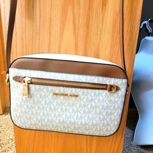 Michael Kors Crossbody Bag